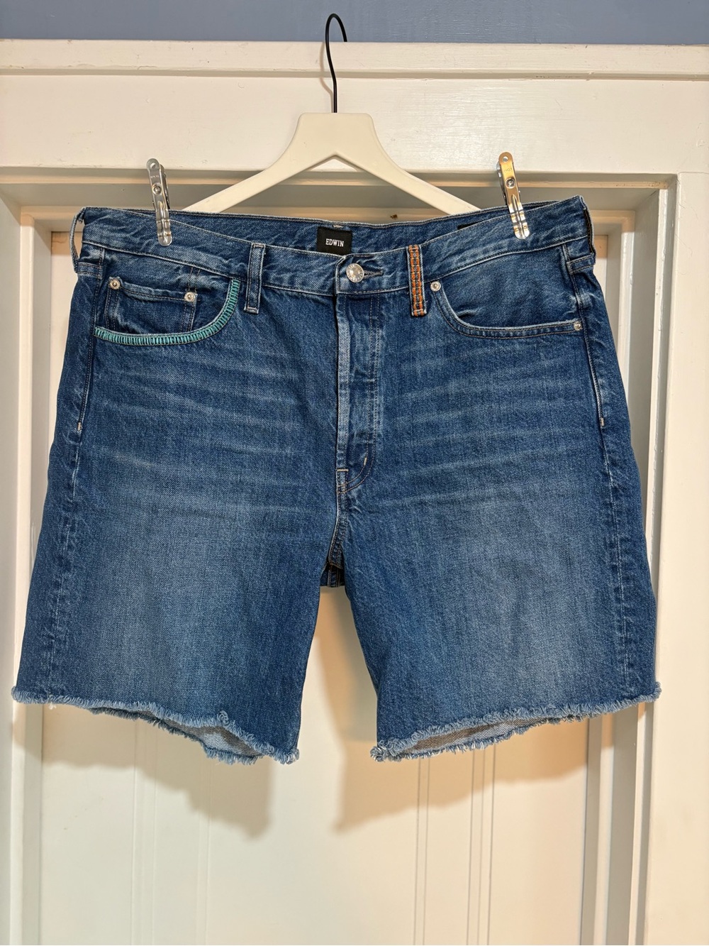 Edwin USA Cai 7” Denim Shorts Organic Cotton Embroidered Laurel Wash Size 31
